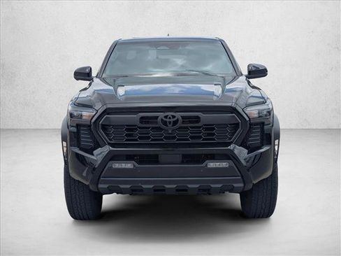 Used 2025 Toyota Tacoma TRD Off-Road w/ TRD Off Road Premium Package AWD/4WD image 2
