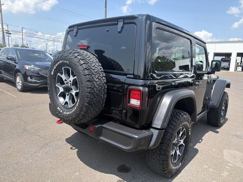 Used 2022 Jeep Wrangler Rubicon w/ Cold Weather Group AWD/4WD image 5
