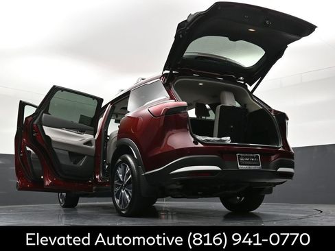 Certified 2026 INFINITI QX60 Luxe w/ Cargo Package AWD/4WD image 38