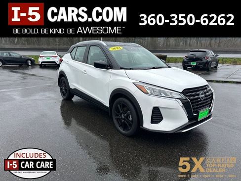 Used 2024 Nissan Kicks SV FWD image 1