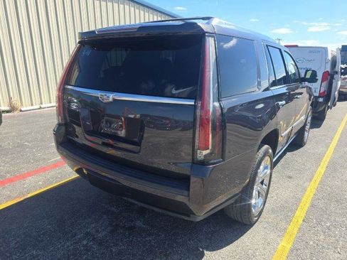 Used 2016 Cadillac Escalade Premium image 5