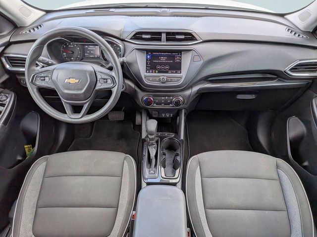 Used 2023 Chevrolet TrailBlazer LT FWD image 14