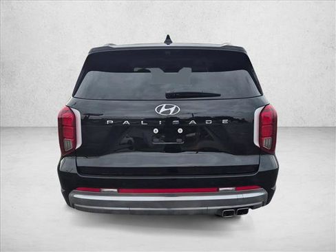 Used 2025 Hyundai Palisade Calligraphy FWD image 7