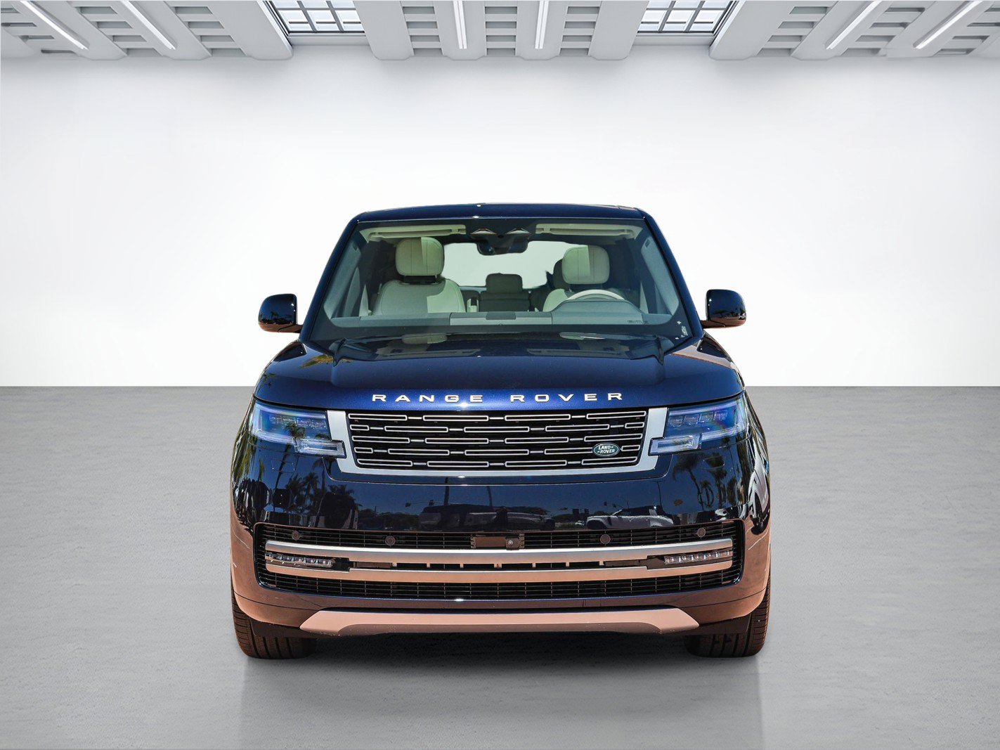 New 2026 Land Rover Range Rover Long Wheelbase SE AWD/4WD image 2