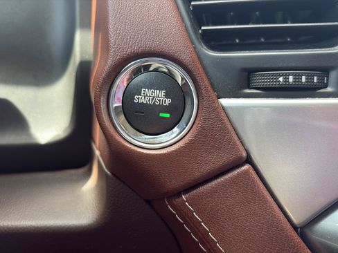 Used 2017 Chevrolet Tahoe Premier AWD/4WD image 44