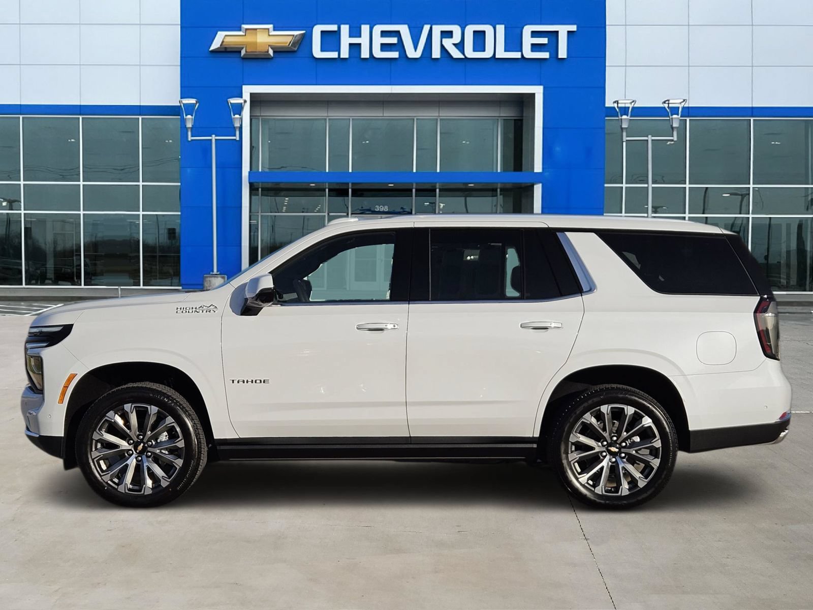 New 2026 Chevrolet Tahoe High Country AWD/4WD image 3