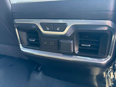 Used 2021 GMC Sierra 1500 AT4 w/ AT4 Value Package AWD/4WD image 41