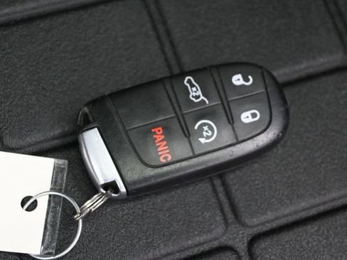 Used 2021 Jeep Grand Cherokee Limited w/ Trailer Tow Group IV AWD/4WD image 35