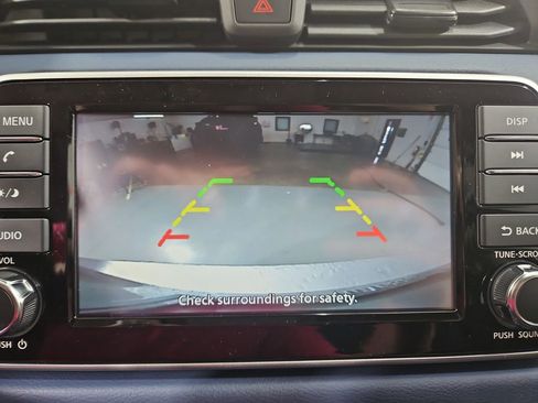 New 2025 Nissan Versa SV w/ Trunk Package FWD image 19