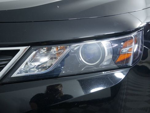 Used 2015 Chevrolet Impala LS FWD image 14