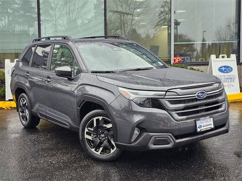 Certified 2025 Subaru Forester Limited image 1
