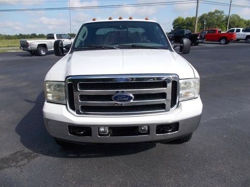 Used 2006 Ford F350 Lariat AWD/4WD image 9