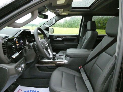 New 2026 GMC Sierra 1500 Elevation w/ Elevation Premium Package AWD/4WD image 19