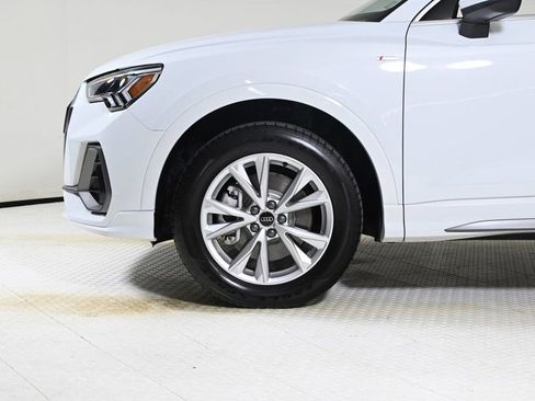 Certified 2025 Audi Q3 2.0T Premium w/ Convenience Package image 23