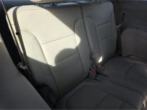 Used 2018 GMC Acadia SLT w/ LPO, Floor Liner Package image 18