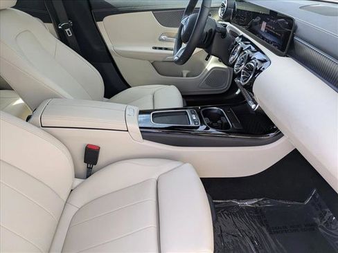 Certified 2026 Mercedes-Benz GLE 350 4MATIC image 19