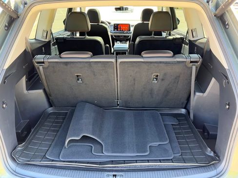 Used 2024 Volkswagen Atlas Peak Edition SEL AWD/4WD image 22