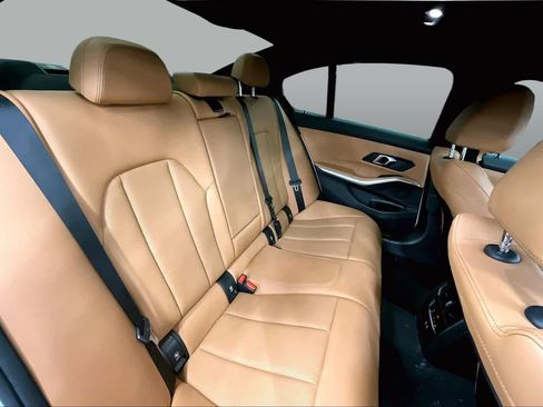 Used 2024 BMW 330i Sedan w/ Convenience Package RWD image 20
