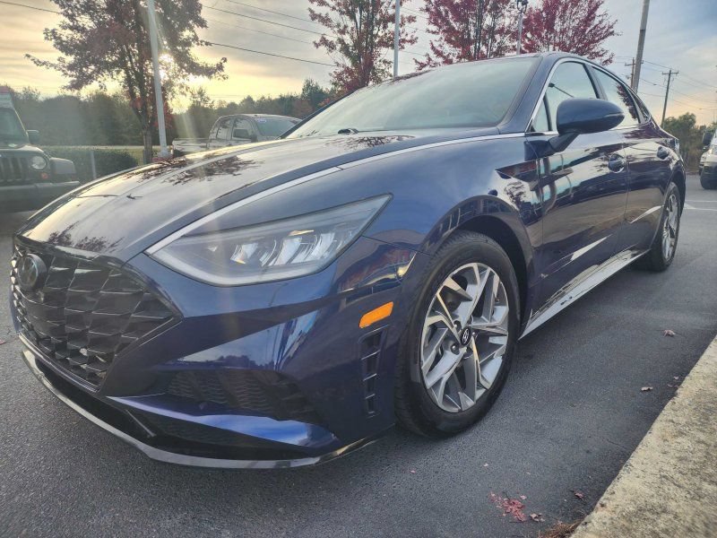 Used 2021 Hyundai Sonata SEL FWD image 2
