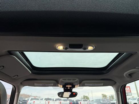 Used 2021 MINI Cooper S image 21