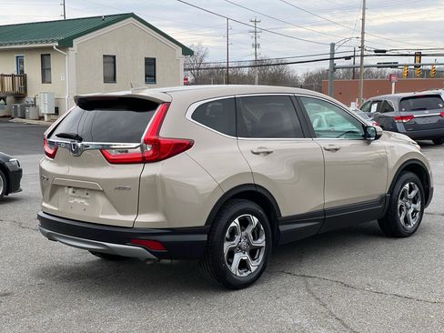 Used 2018 Honda CR-V EX image 3