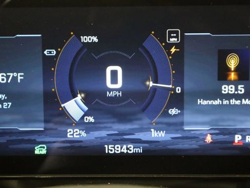 Used 2024 Chevrolet Equinox EV RS w/ LPO, All-Weather Mat Package image 45