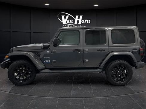 Used 2021 Jeep Wrangler Unlimited Sahara w/ Cold Weather Group image 12