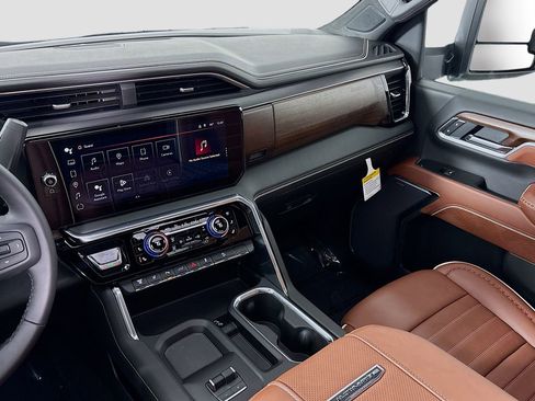 New 2026 GMC Sierra 2500 Denali Ultimate image 24