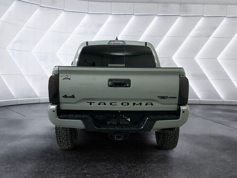 Used 2021 Toyota Tacoma TRD Pro AWD/4WD image 5
