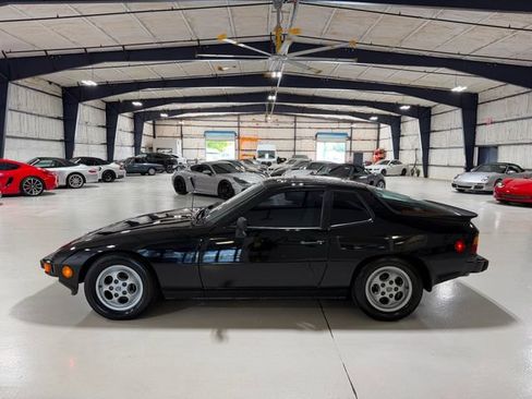 Used 1988 Porsche 924 S RWD image 62