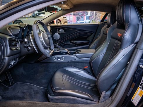 Used 2020 Aston Martin V8 Vantage Coupe image 10