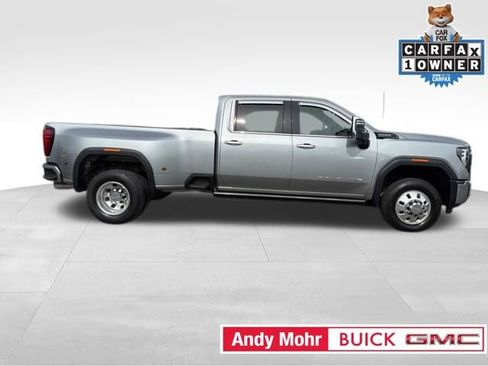 Used 2024 GMC Sierra 3500 Denali Ultimate AWD/4WD image 15