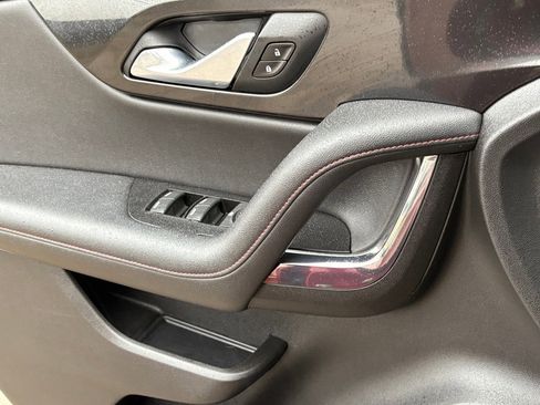Used 2020 Chevrolet Blazer RS image 31