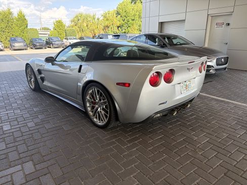 Used 2012 Chevrolet Corvette ZR1 w/ 3ZR Preferred Equipment Group RWD image 4