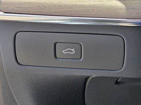 New 2026 Volvo XC90 B6 Ultra w/ Protection Package Premier AWD/4WD image 27