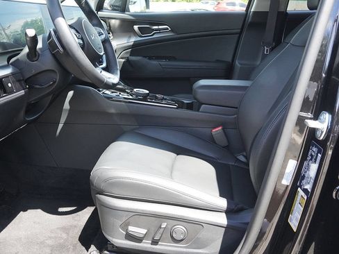 Used 2025 Kia Sportage EX AWD/4WD image 25