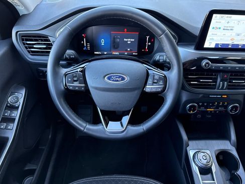 Certified 2024 Ford Escape Active AWD/4WD image 15