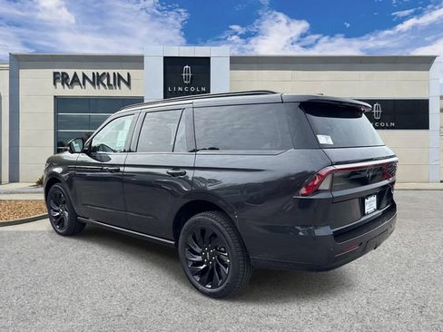 New 2026 Lincoln Navigator Reserve w/ Jet Appearance Package AWD/4WD image 5