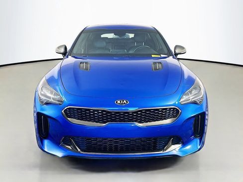 Used 2019 Kia Stinger GT image 2