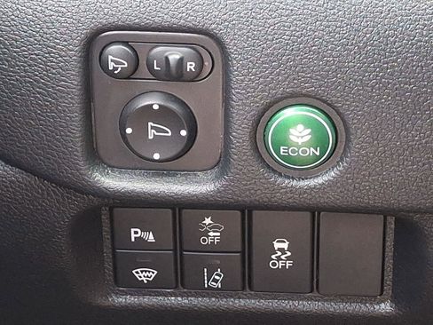 Used 2025 Honda Passport TrailSport image 28