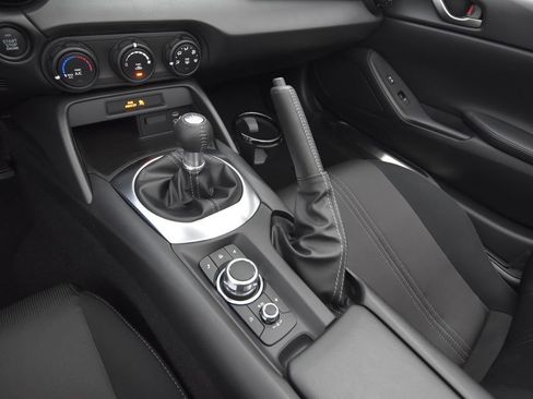New 2026 MAZDA MX-5 Miata Sport w/ Interior Package RWD image 32