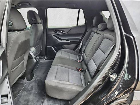 Used 2025 Chevrolet Equinox LT AWD/4WD image 19
