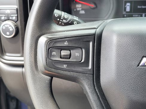 Used 2022 Chevrolet Silverado 1500 Custom image 26