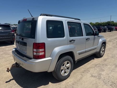 Used 2012 Jeep Liberty Sport AWD/4WD image 3