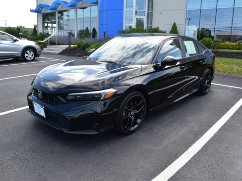Certified 2025 Honda Civic Sport image 1