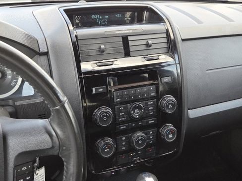 Used 2011 Ford Escape Limited w/ 302A Rapid Spec Order Code AWD/4WD image 16