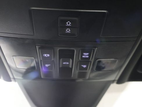 Used 2023 Volkswagen Tiguan SEL R-Line AWD/4WD image 53
