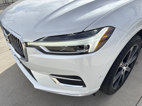 Used 2021 Volvo XC60 T6 Inscription w/ Protection Package Premier image 11