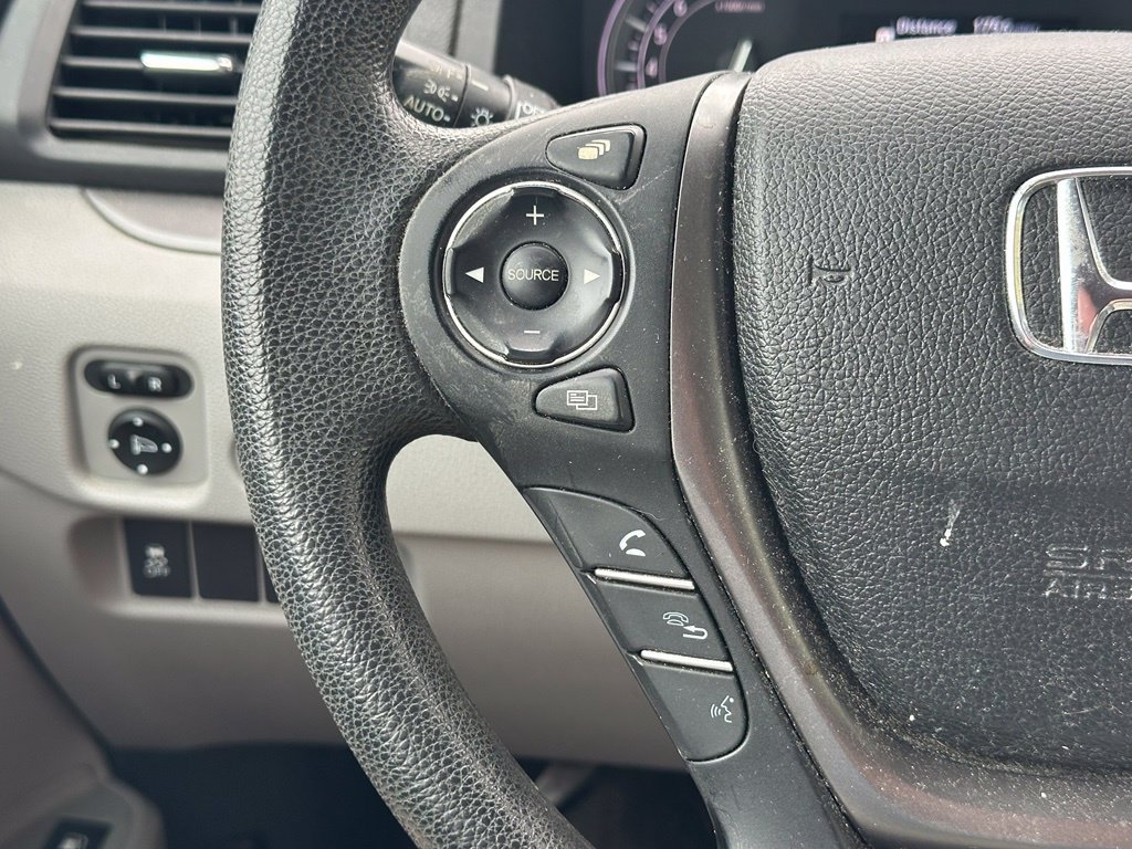 Used 2017 Honda Pilot EX image 24