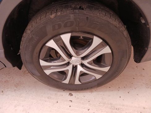 Used 2017 Toyota RAV4 LE image 27